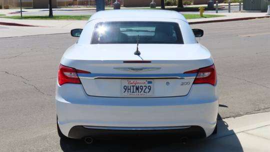 2011 Chrysler 200