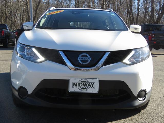 2019 nissan rogue sport sv