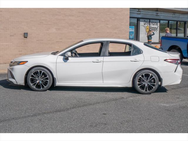 2018 toyota camry se