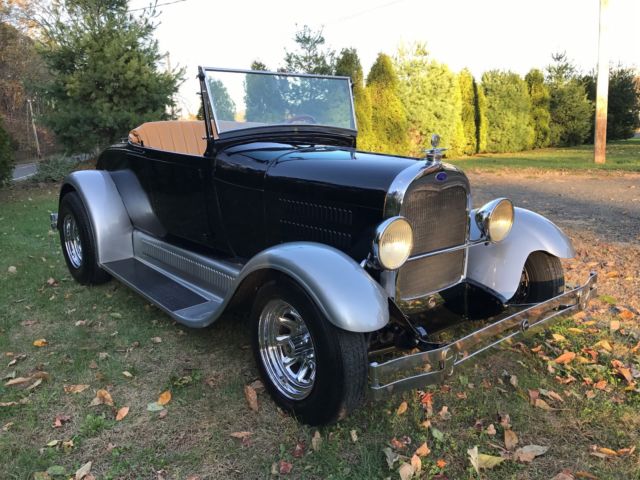 1929 ford roadster with rumble seat, all ford driveline nice hot rod