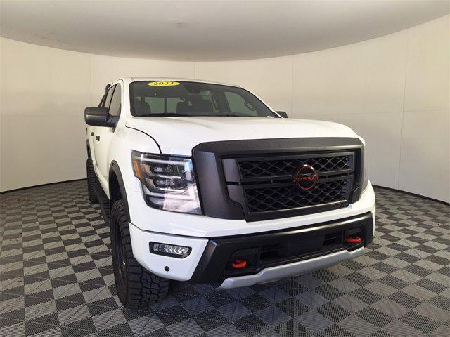 2023 nissan titan pro-4x