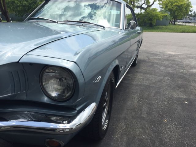 1966 ford mustang coupe automatic. original c code car with new 302 engine