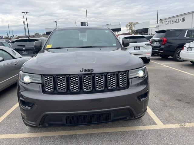2020 jeep grand cherokee altitude