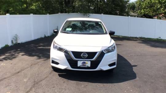 2020 nissan versa s