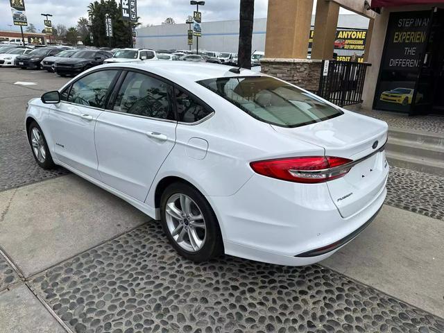 2018 ford fusion hybrid se