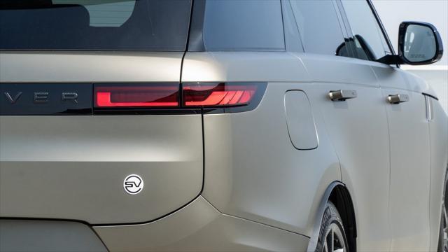 2024 land rover range rover sport sv edition one carbon bronze