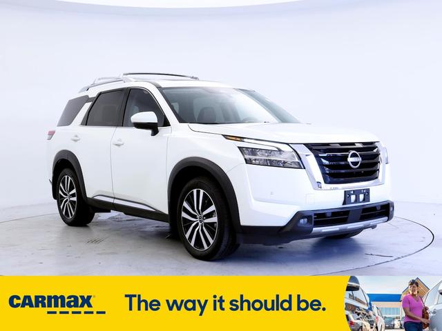 2023 nissan pathfinder platinum