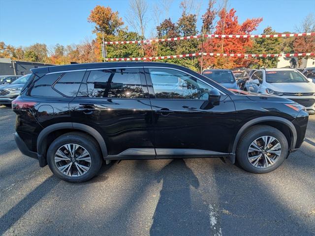 2021 nissan rogue sv