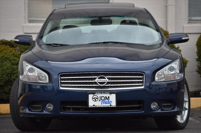 2010 nissan maxima sv