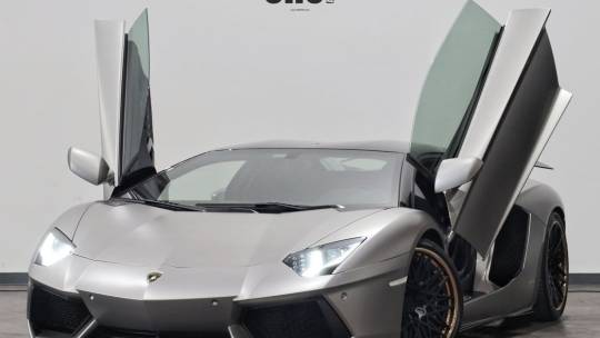 2016 Lamborghini Aventador