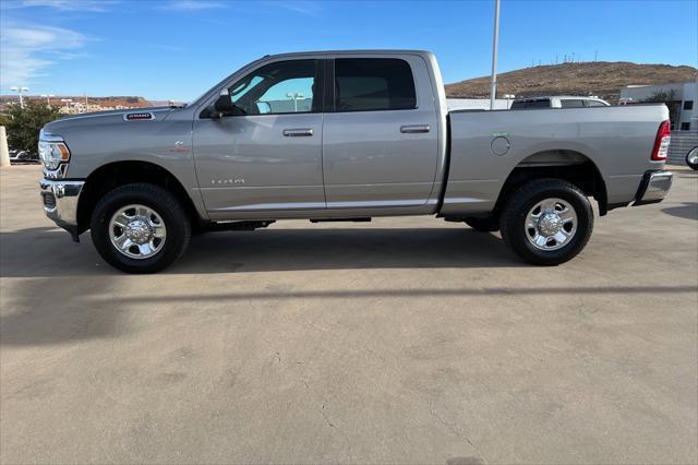 2022 ram 2500 big horn crew cab 4x4 64' box