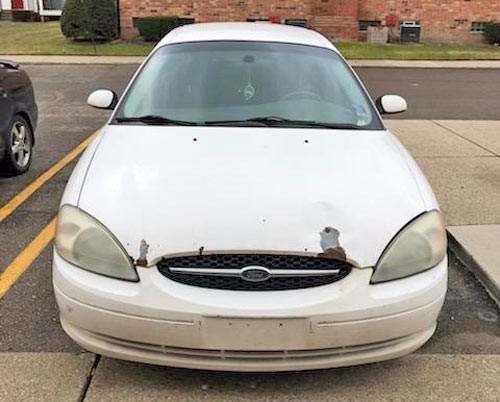 2002 ford taurus se in michigan by owner