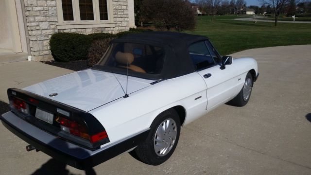 1990 alfa romeo graduate great driver..low reserve