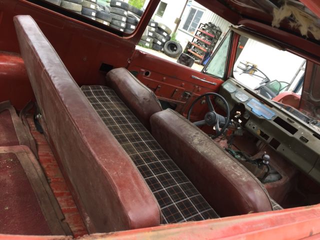 1980 international scout + lots of additional loose parts great project car