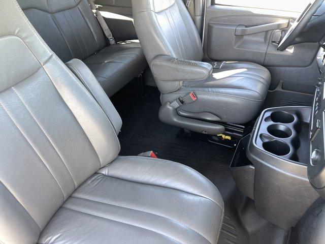 2017 gmc savana 2500 ls