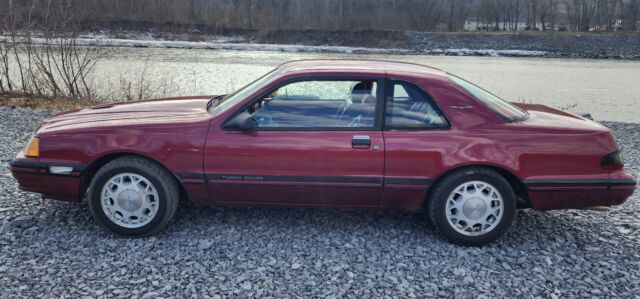 1987 ford thunderbird coupe red rwd manual