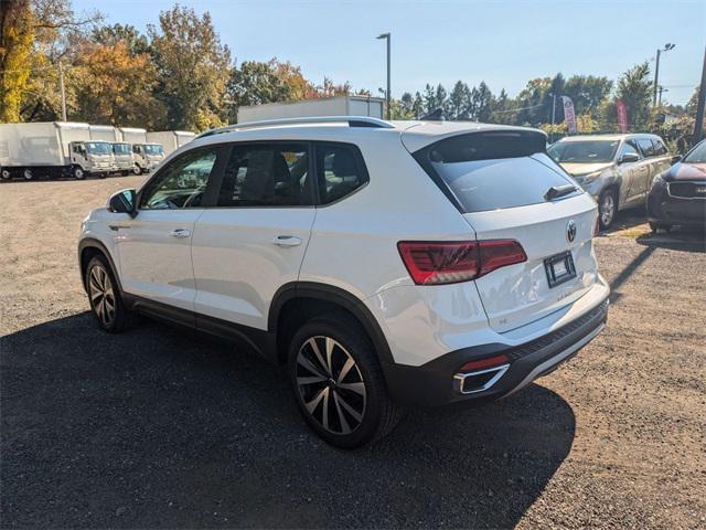 2022 volkswagen taos 1.5t se
