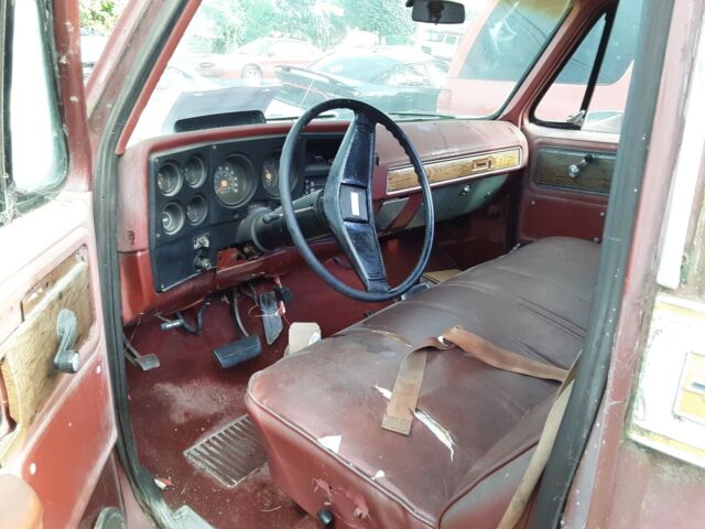 1977 chevrolet c10 cheyenne v8# runs strong very solid