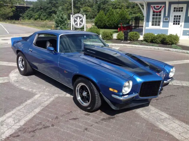 1971 camaro z28 tribute (very sharp car)