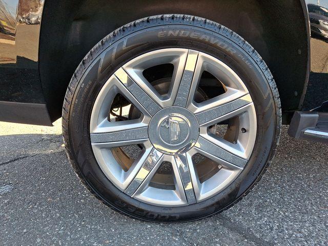 2017 cadillac escalade luxury