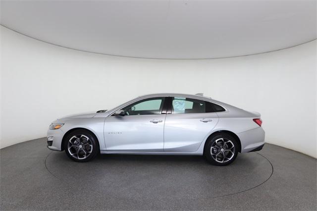 2022 chevrolet malibu fwd lt