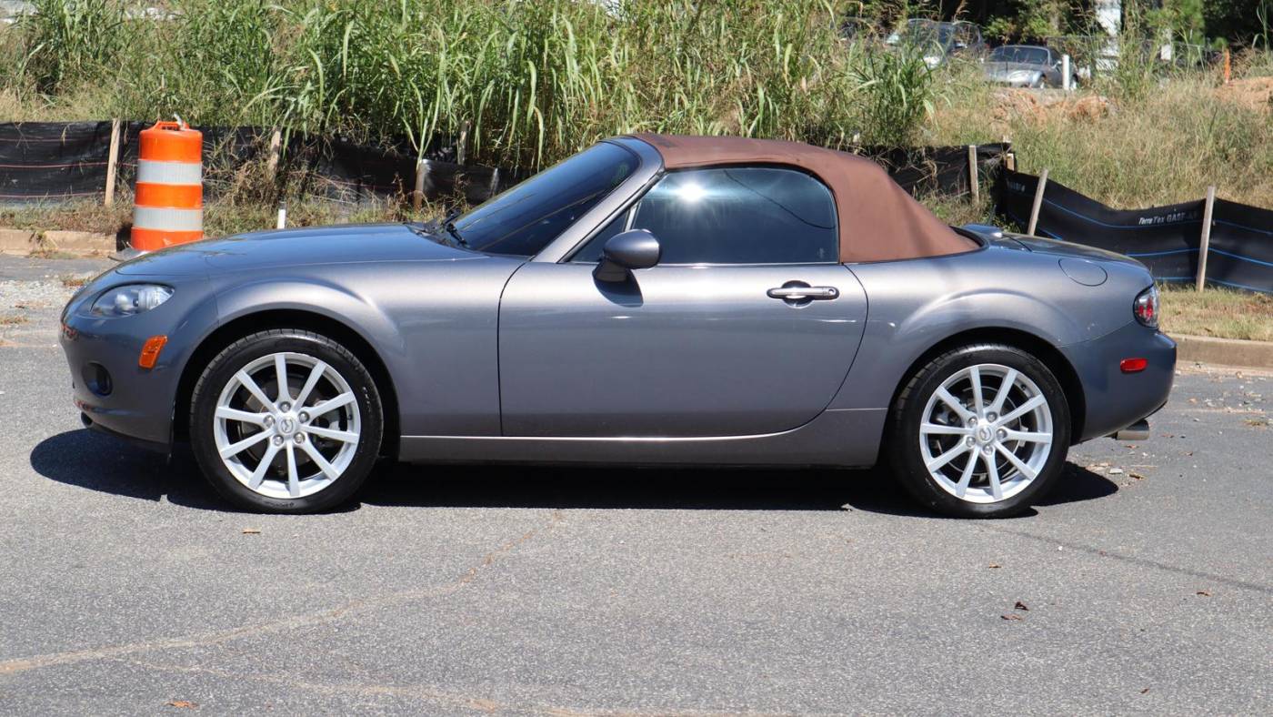 2006 mazda mx-5 miata base