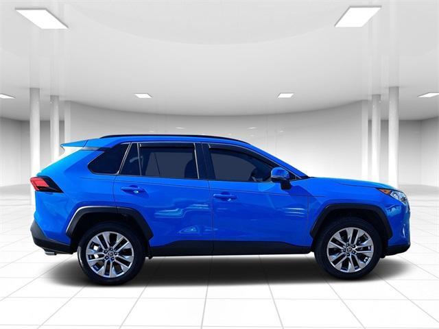 2021 toyota rav4 xle premium