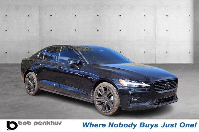 2024 volvo s60 b5 plus black edition