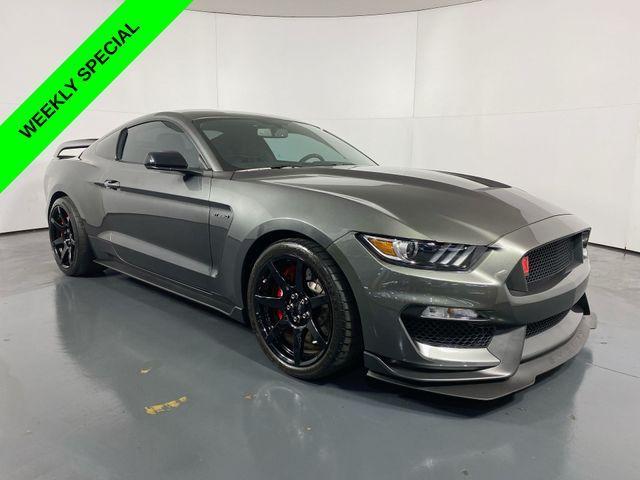 2017 ford shelby gt350 base