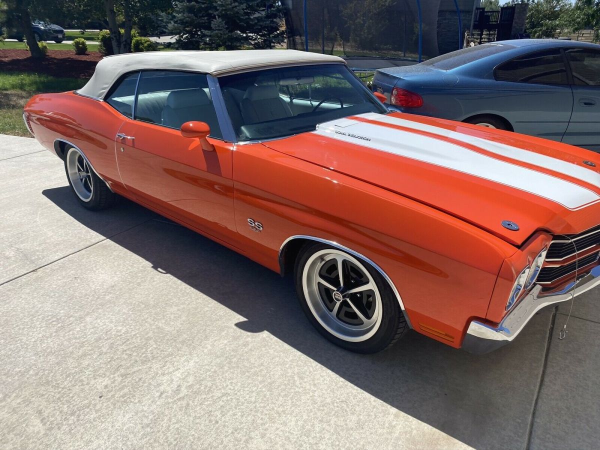 1972 chevrolet chevelle convertible convertible orange rwd manual