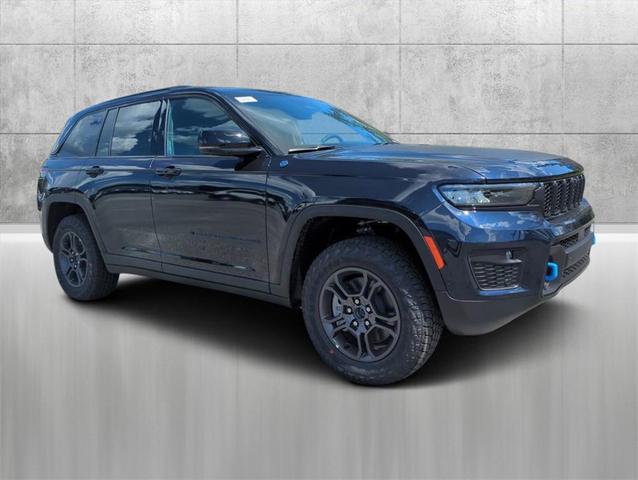 2024 jeep grand cherokee 4xe trailhawk