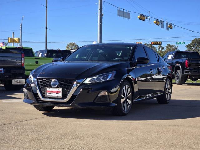 2022 nissan altima 2.5 sv