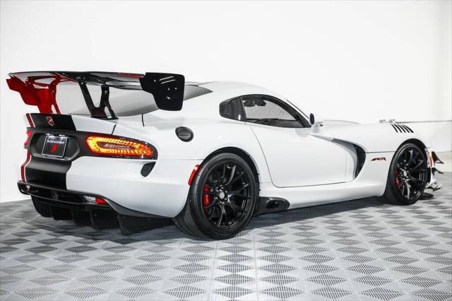 2017 dodge viper gtc 2dr coupe