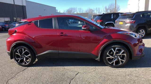 2018 toyota c-hr xle xle 4dr crossover for sale in danbury, connecticut