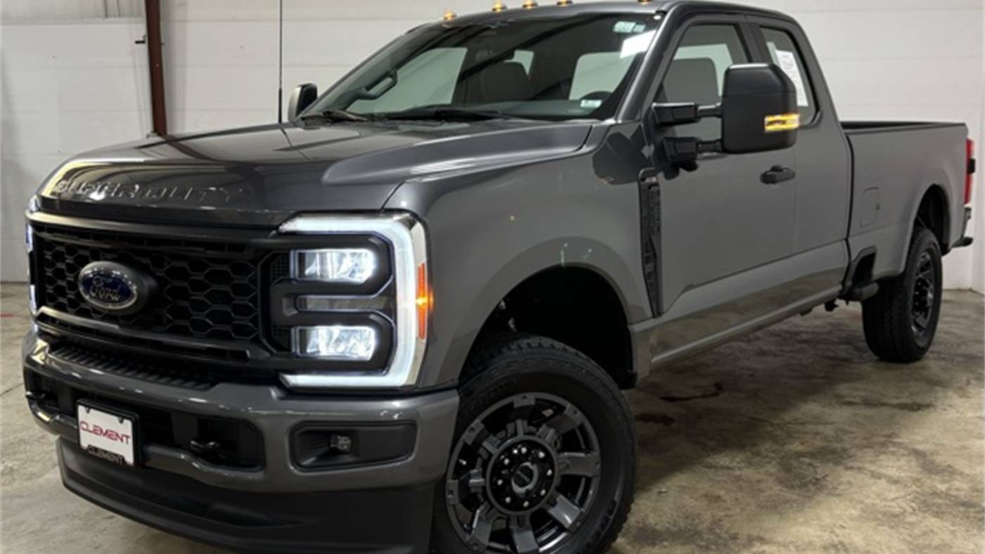 2023 ford f-250 super duty xl