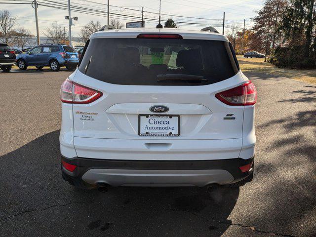 2016 ford escape se