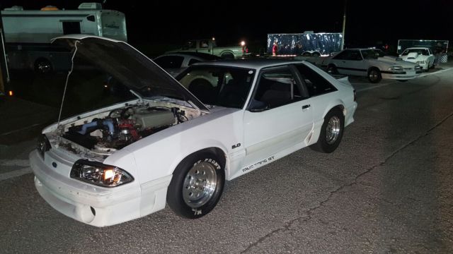 1992 ford mustang gt with enclosed trailer