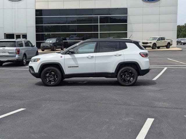2023 jeep compass trailhawk