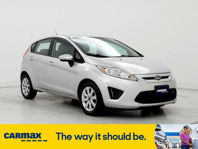 2013 ford fiesta se