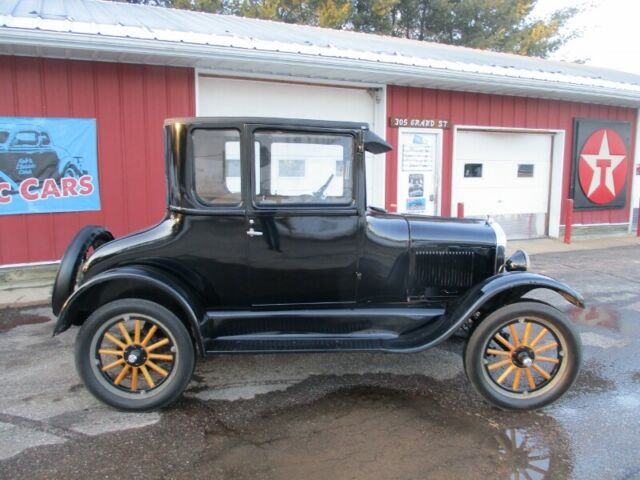 1926 ford model t doctor's coupe