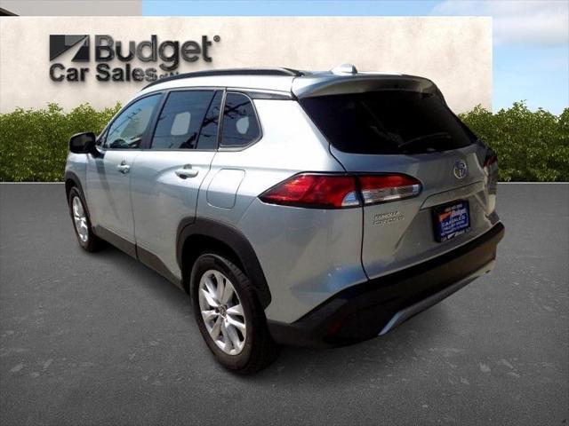 2023 toyota corolla cross le