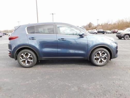 2021 kia sportage lx in chester, indiana