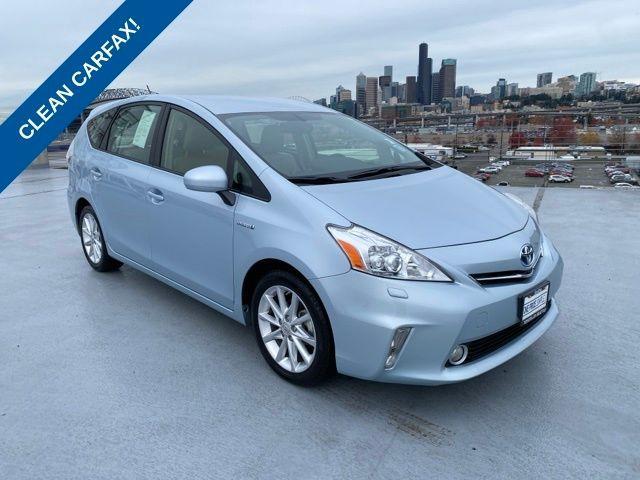 2014 toyota prius v five