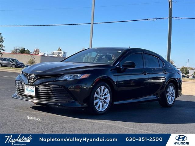 2018 toyota camry le
