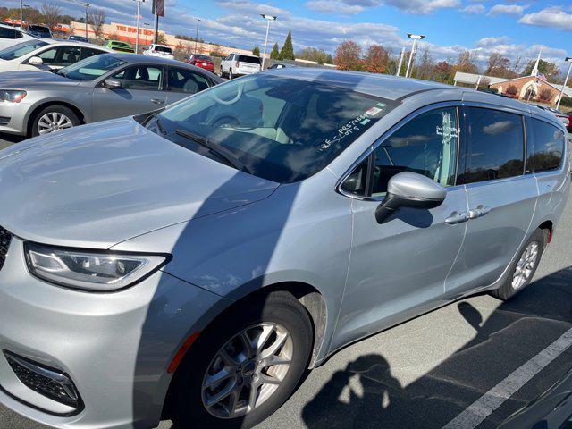 2023 chrysler pacifica touring l