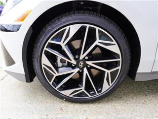 2024 Hyundai IONIQ 6 sel