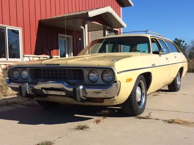 1973 plymouth satellite wagon , az car , rare , survivor