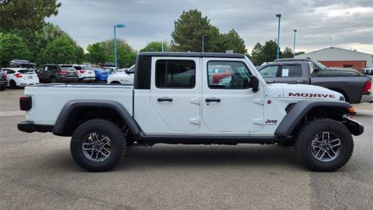 2024 Jeep Gladiator