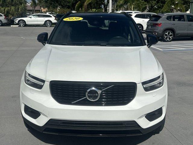 2020 volvo xc40 t4 r-design