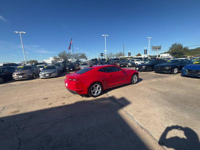 2023 chevrolet camaro 1lt
